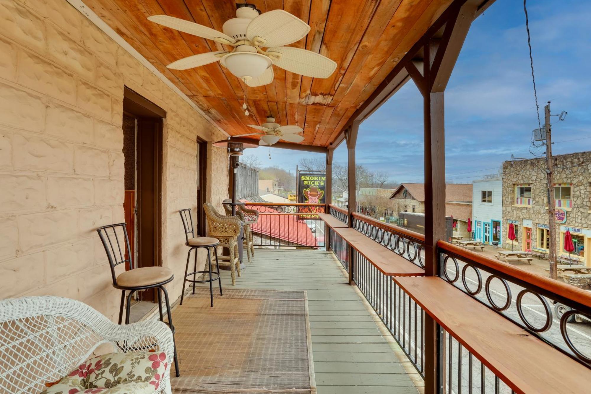 Historic Hardy Home With Game Room On Main Street Exterior photo